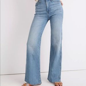 NWT Madewell 11” High-Rise Flare Jeans, Color: Conwell, Available Sz 26 & Sz 28